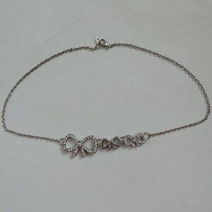 Sweet bow necklace